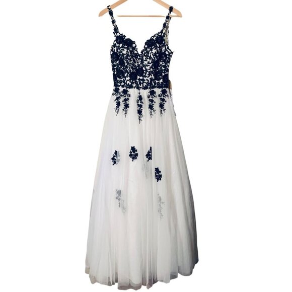 Say Yes to PROM WH Dress BLK Floral Lace Applique Open Back Straps Tulle Skirt 8 - Picture 13 of 16